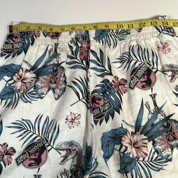 Jurassic Park Print Shorts - Picture 5 of 10